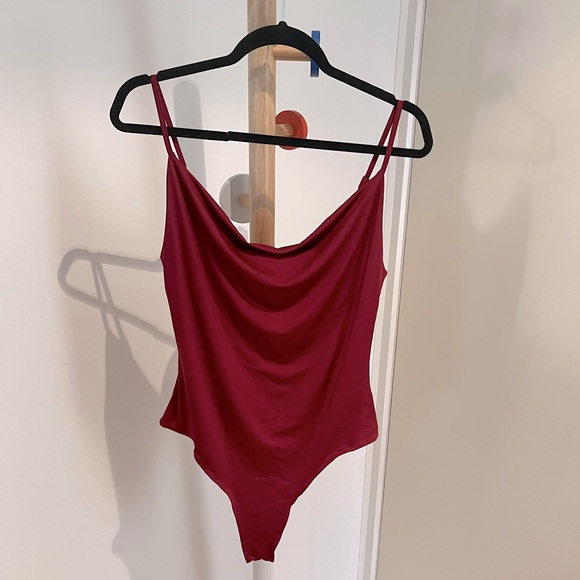 Dark Red Bodysuit/ Medium - Picture 6 of 8